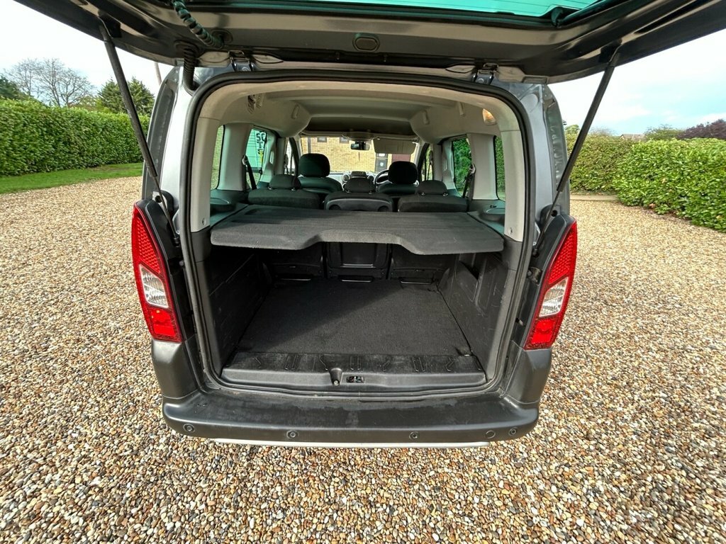 Peugeot Partner Tepee Blue Hdi Ss Tepee Active White #36