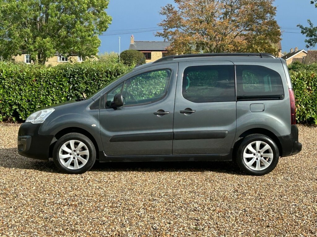 Peugeot Partner Tepee Blue Hdi Ss Tepee Active White #59