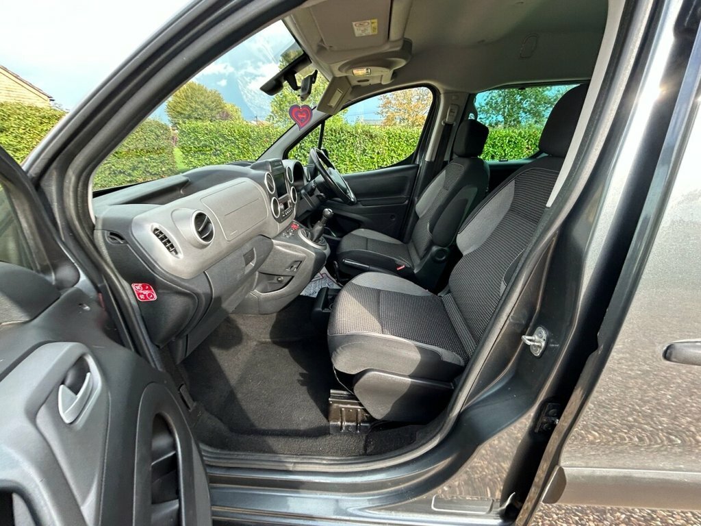 Peugeot Partner Tepee Blue Hdi Ss Tepee Active White #49