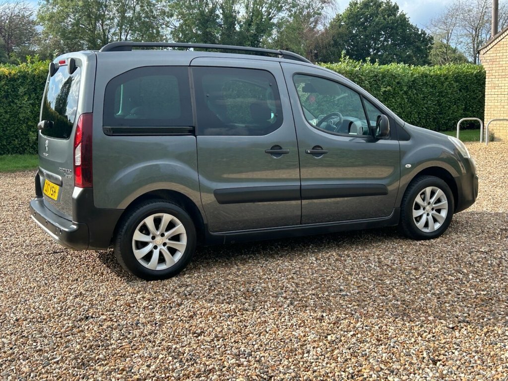 Peugeot Partner Tepee Blue Hdi Ss Tepee Active White #65