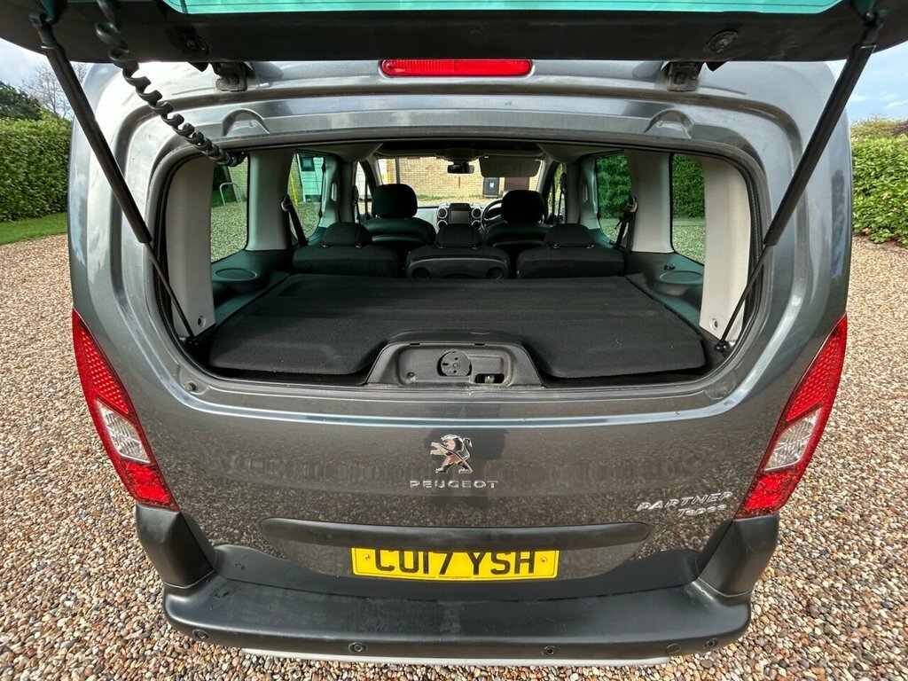 Peugeot Partner Tepee Blue Hdi Ss Tepee Active White #42