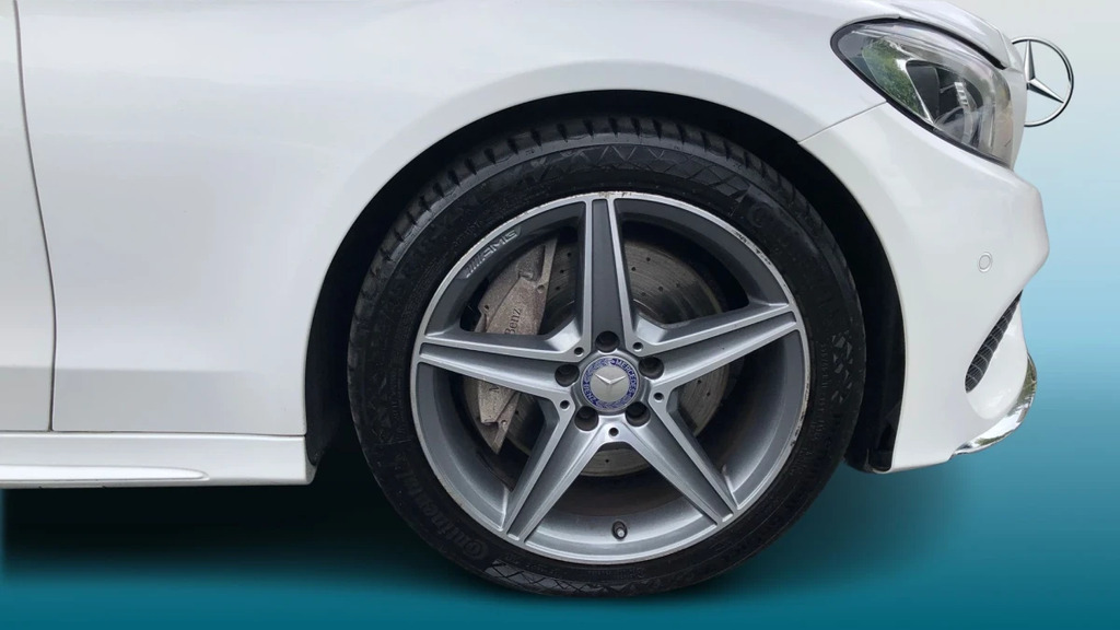 Mercedes-Benz C Class C250 D Amg Line LL66OCR White #5