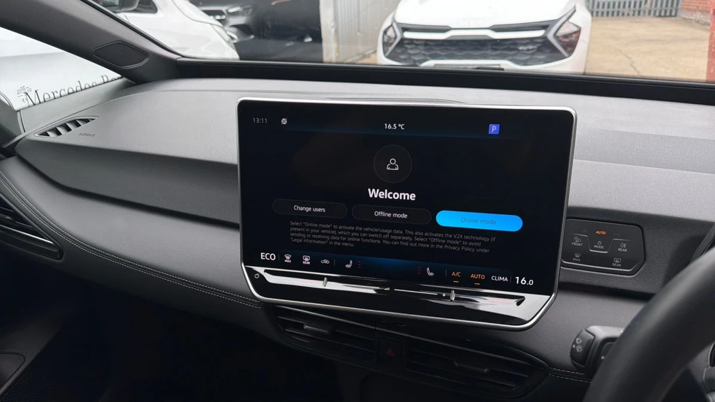 Volkswagen ID.3 Pro Black #30