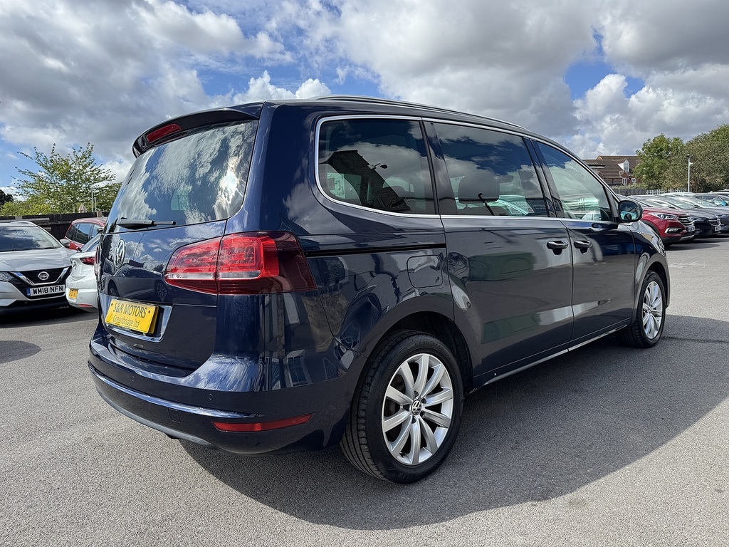 Volkswagen Sharan Se Tdi Bluemotion Technology White #4