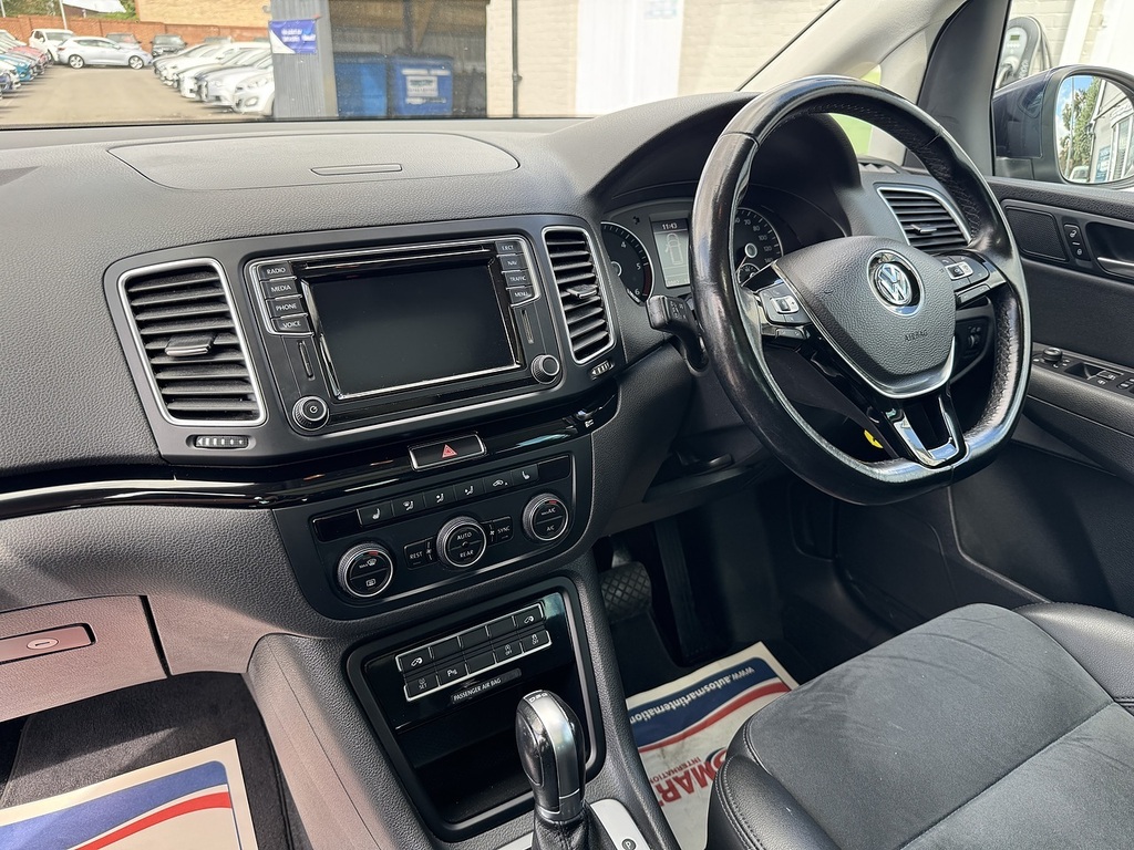 Volkswagen Sharan Se Tdi Bluemotion Technology White #29