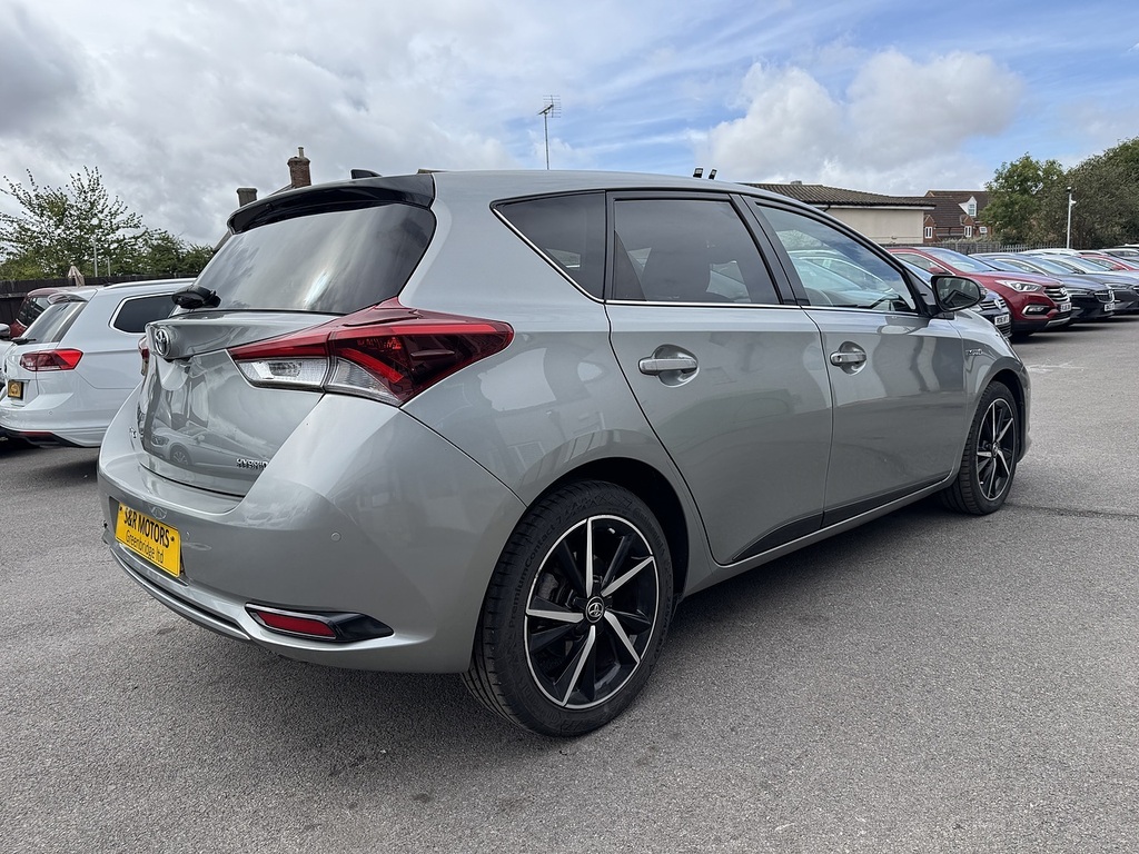 Toyota Auris Vvt-h Design Grey #4