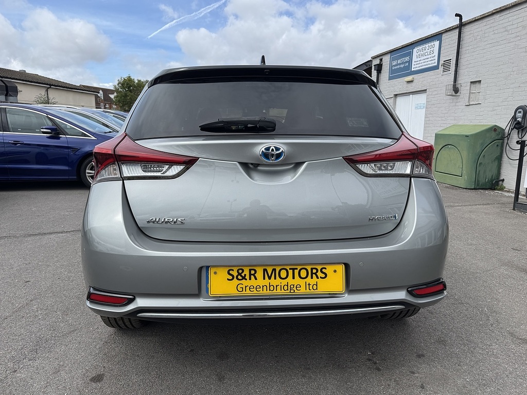 Toyota Auris Vvt-h Design Grey #5