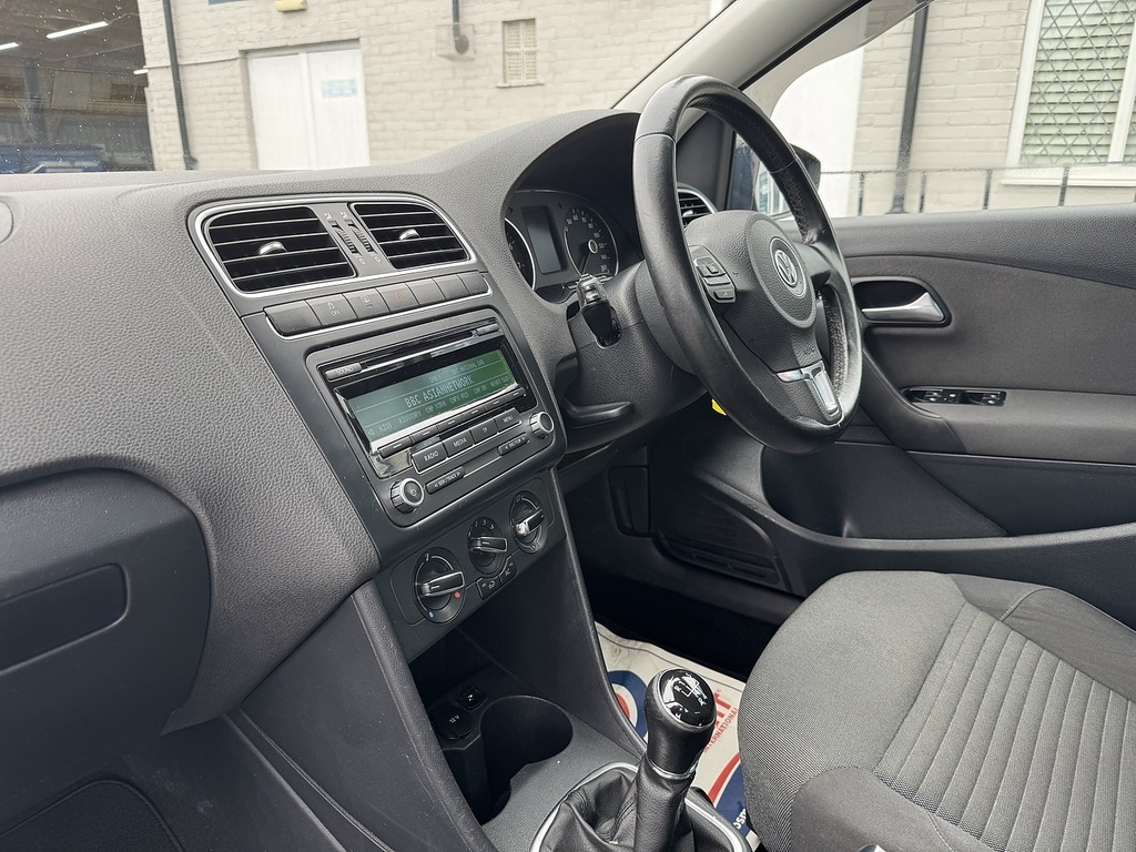 Volkswagen Polo Hatchback Black #20
