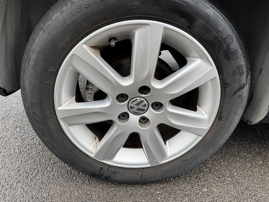 Volkswagen Polo Hatchback Black #10
