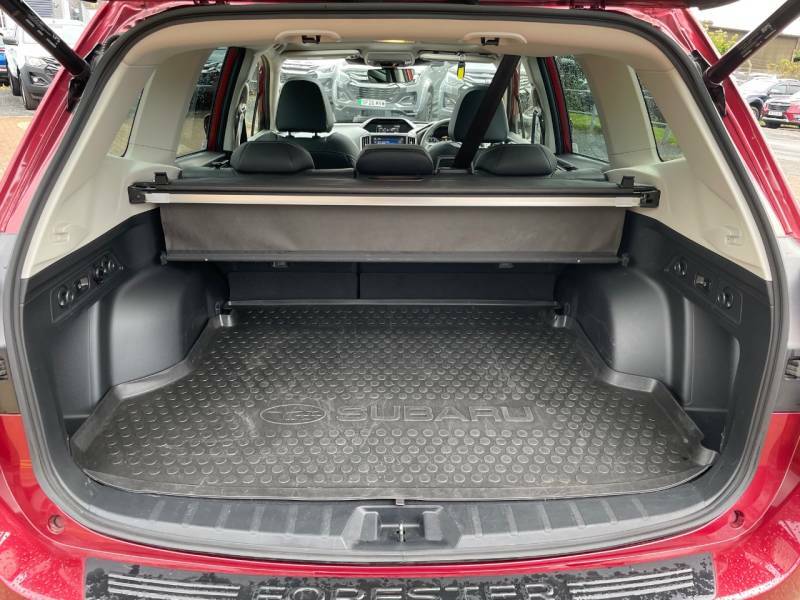 Subaru Forester 2.0I E-boxer Xe Premium Lineartronic Red #9