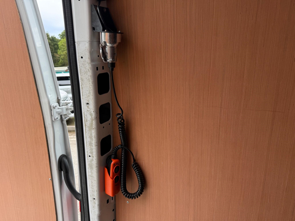 Mercedes-Benz Sprinter 2L 2.0 315 Cdi Progressive Chassis Cab White #24