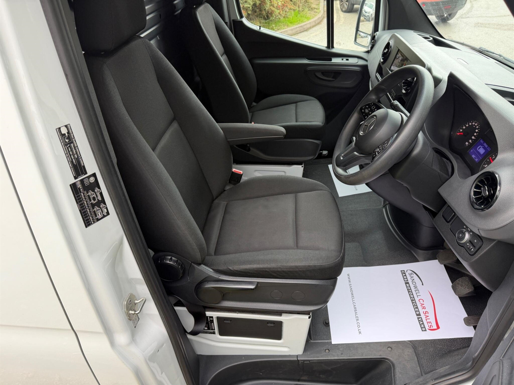 Mercedes-Benz Sprinter 2L 2.0 315 Cdi Progressive Chassis Cab White #8