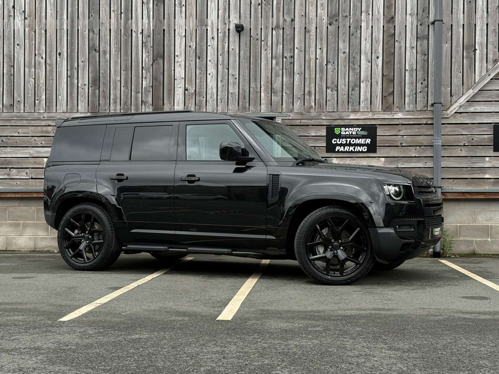Land Rover Defender 110 D300 Mhev Hse Hard Top Suv 4Wd Mwb Eur 
