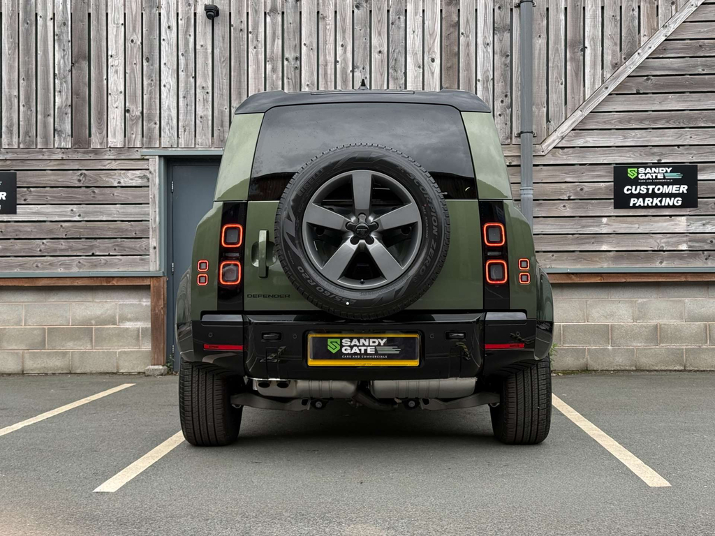 Land Rover Defender 110 D350 Mhev X-dynamic Hse Hard Top Suv 4 Green #5