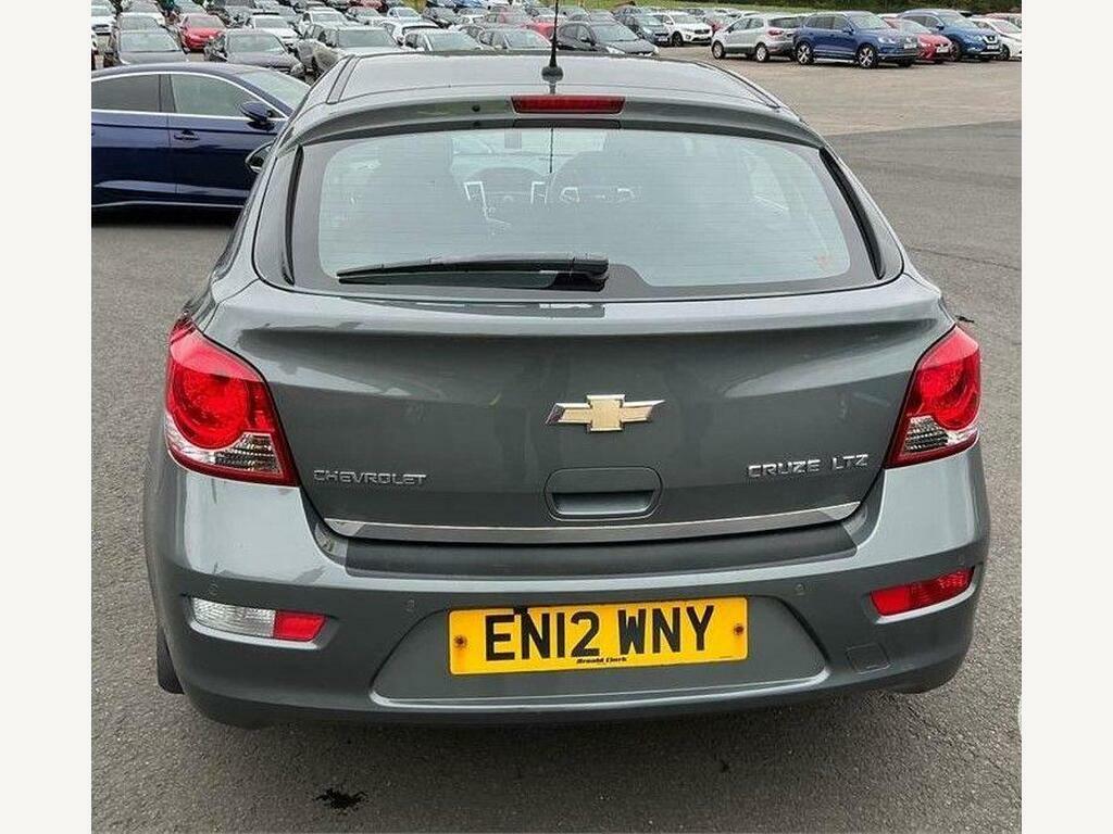 Chevrolet Cruze 1.6 Ls 124 Bhp Silver #7