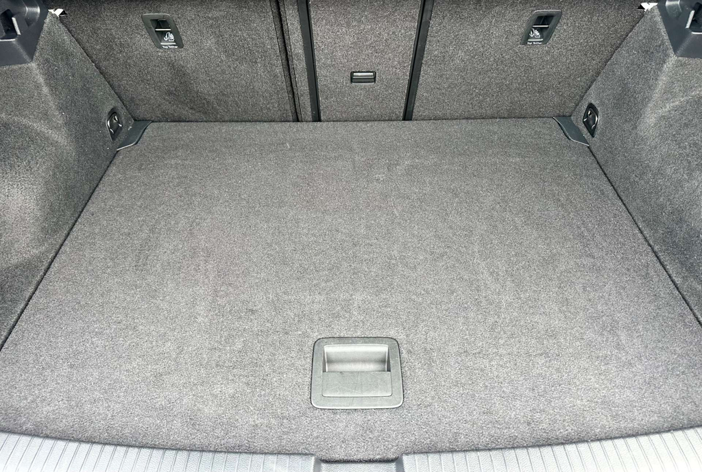 Volkswagen T-Roc S Silver #44