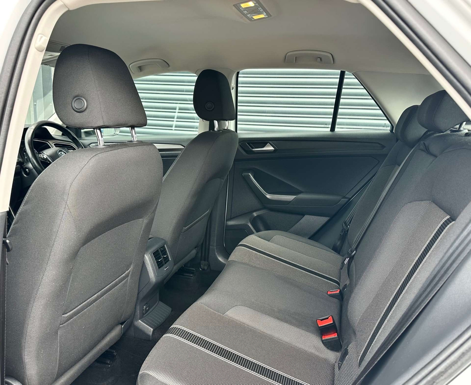 Volkswagen T-Roc S Silver #35