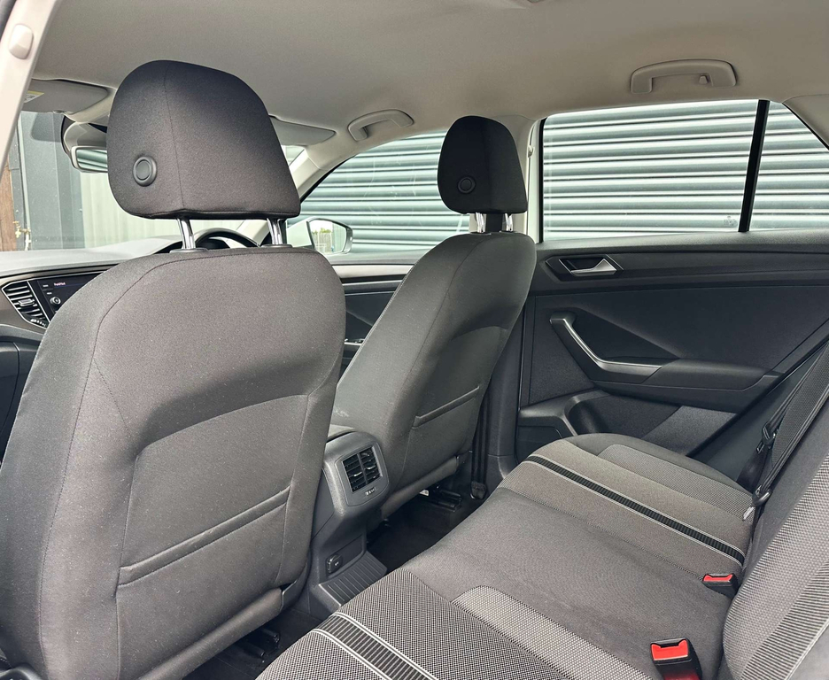 Volkswagen T-Roc S Silver #36