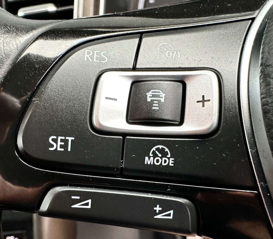 Volkswagen T-Roc S Silver #41