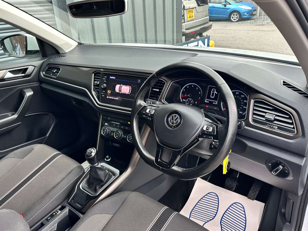 Volkswagen T-Roc S Silver #18
