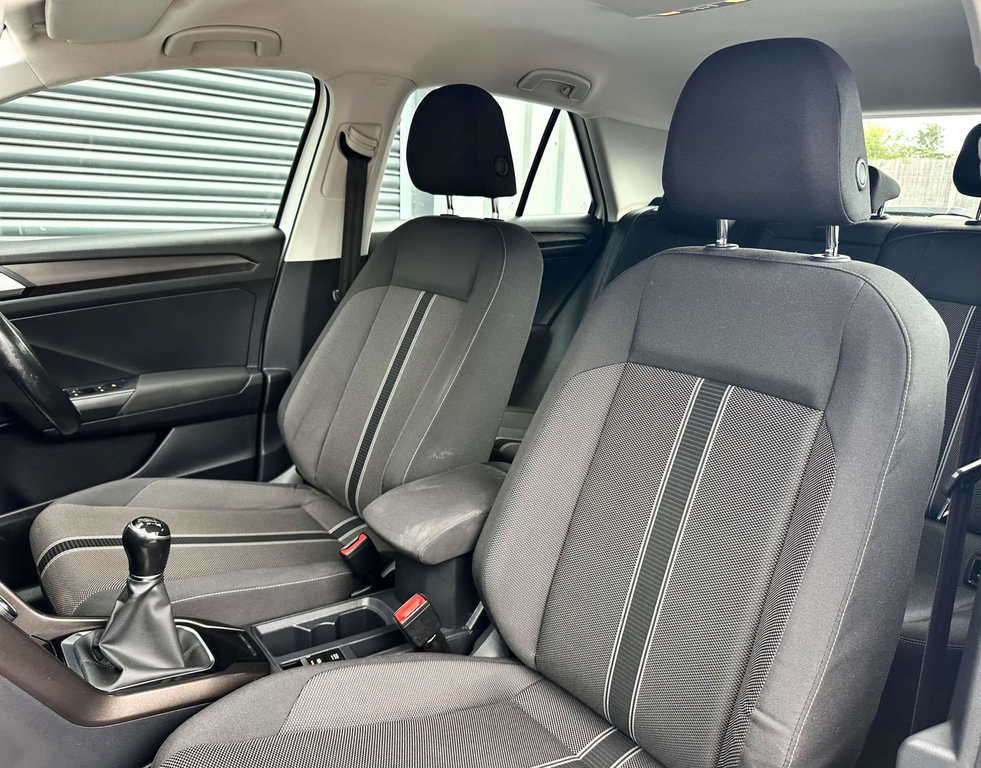 Volkswagen T-Roc S Silver #32