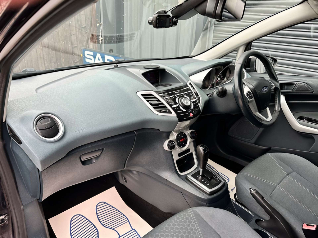 Ford Fiesta 1.25 82Ps Edge Hatchback Silver #23