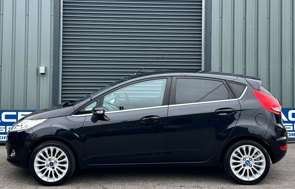 Ford Fiesta 1.25 82Ps Edge Hatchback Silver #5