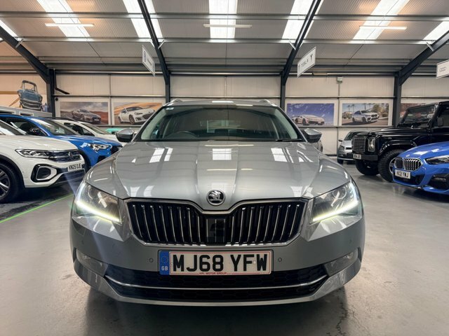 Skoda Superb 2.0 Tdi Cr Se L Executive White #12