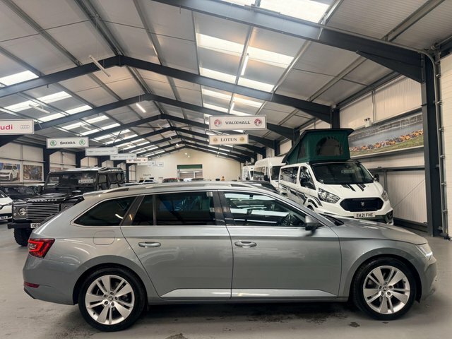 Skoda Superb 2.0 Tdi Cr Se L Executive White #14