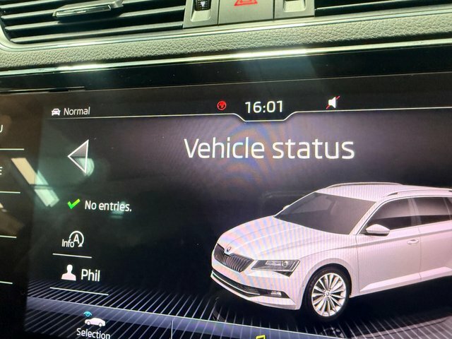 Skoda Superb 2.0 Tdi Cr Se L Executive White #39