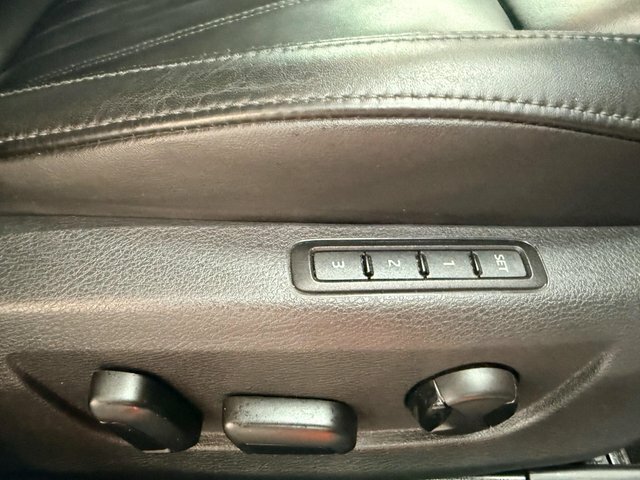 Skoda Superb 2.0 Tdi Cr Se L Executive White #31