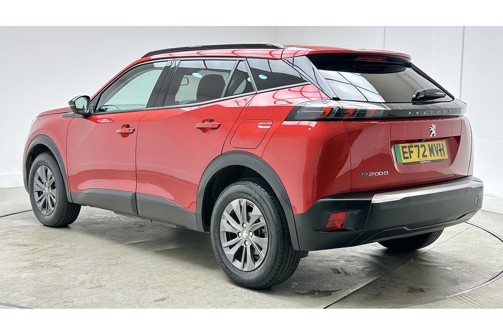 Peugeot e-2008 Active Premium Red #5
