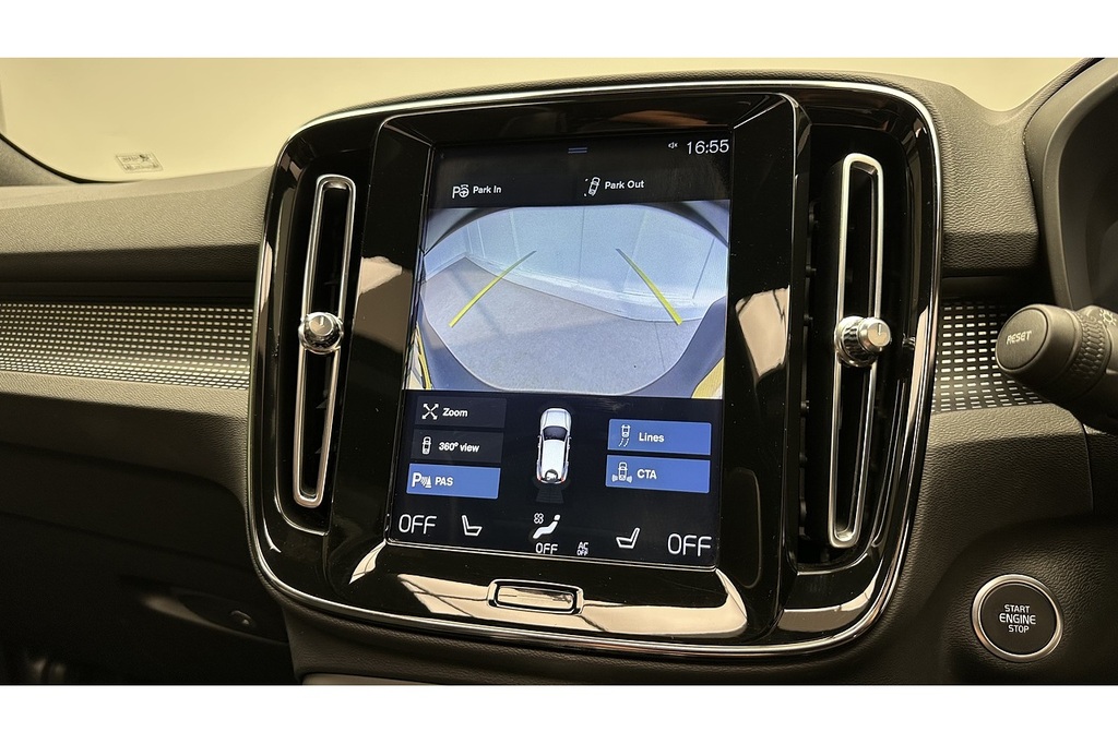 Volvo XC40 R-design Pro D3 White #42