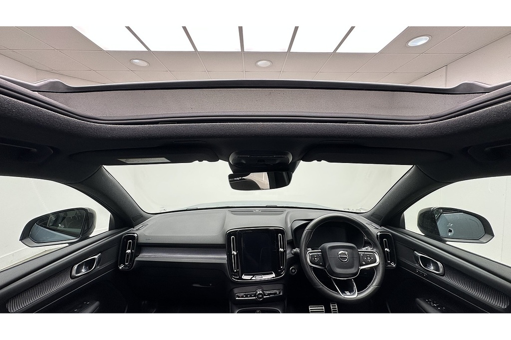 Volvo XC40 D4 R-design Pro Grey #2