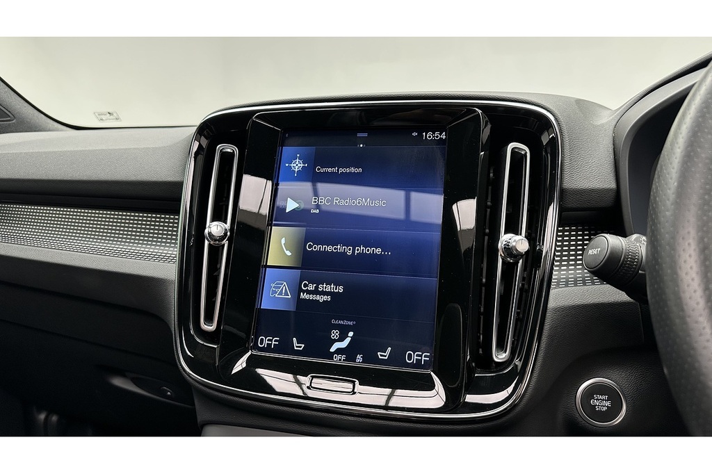 Volvo XC40 R-design Pro D3 White #38