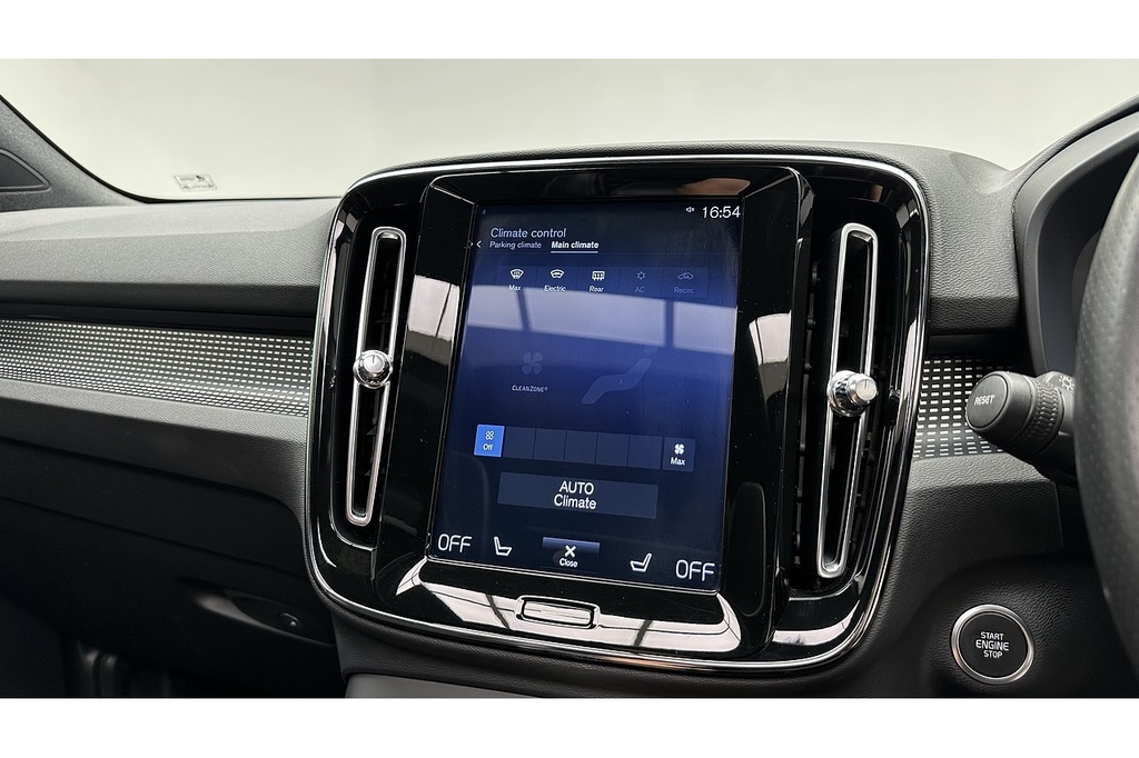 Volvo XC40 R-design Pro D3 White #39