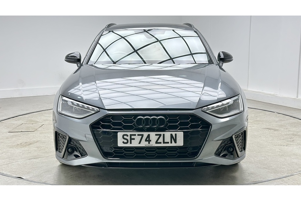 Audi A4 Avant Tfsi Black Edition Grey #3