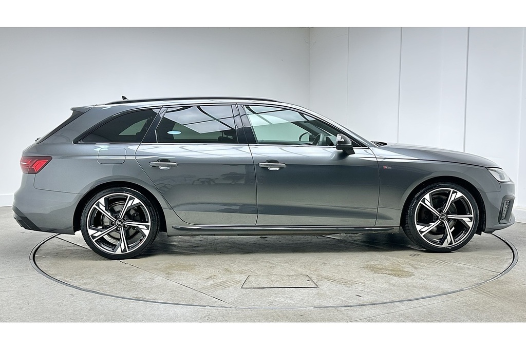 Audi A4 Avant Tfsi Black Edition Grey #4