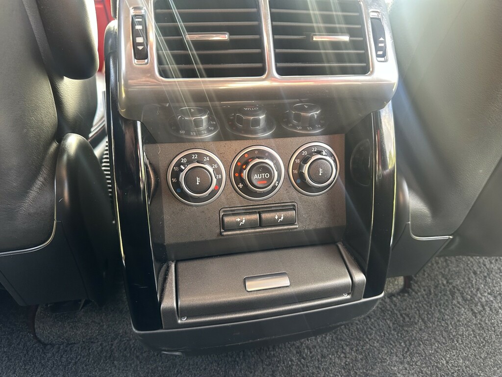 Land Rover Range Rover Td V8 Vogue Se Suv Black #16