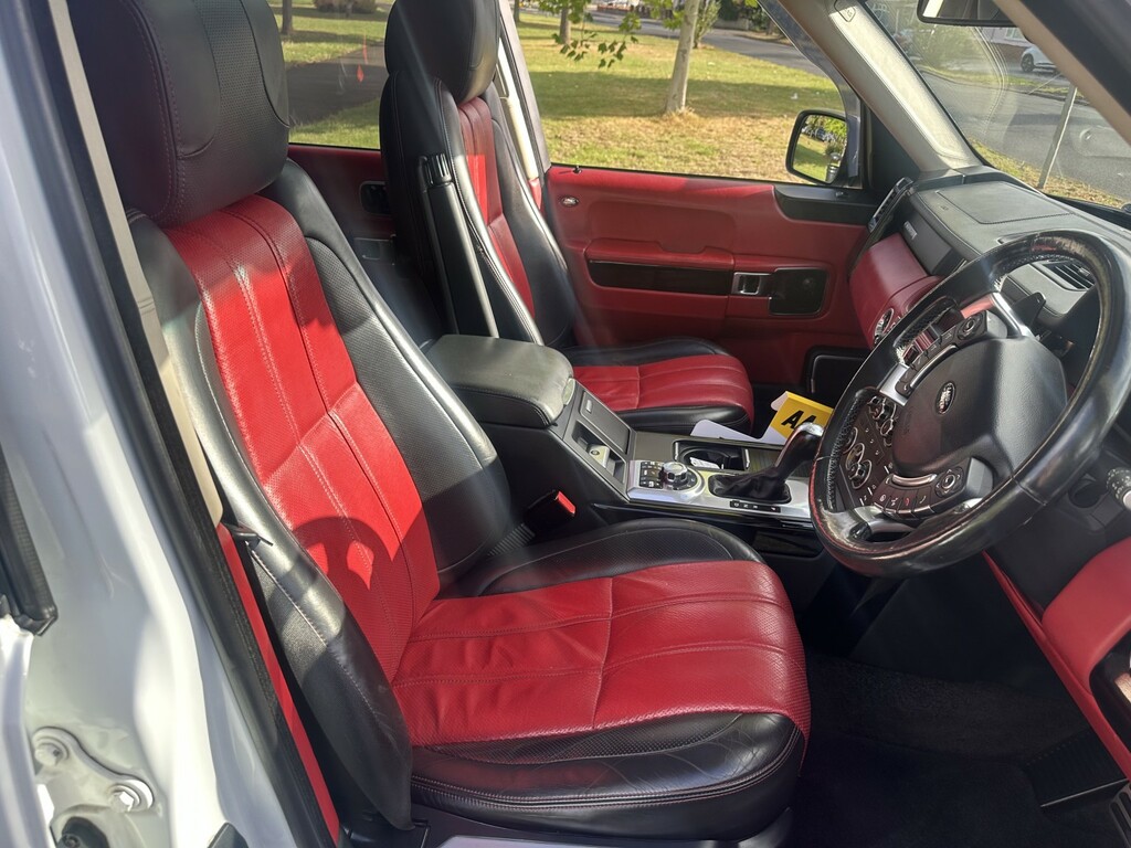 Land Rover Range Rover Td V8 Vogue Se Suv Black #11