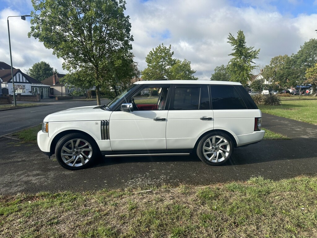 Land Rover Range Rover Td V8 Vogue Se Suv Black #7