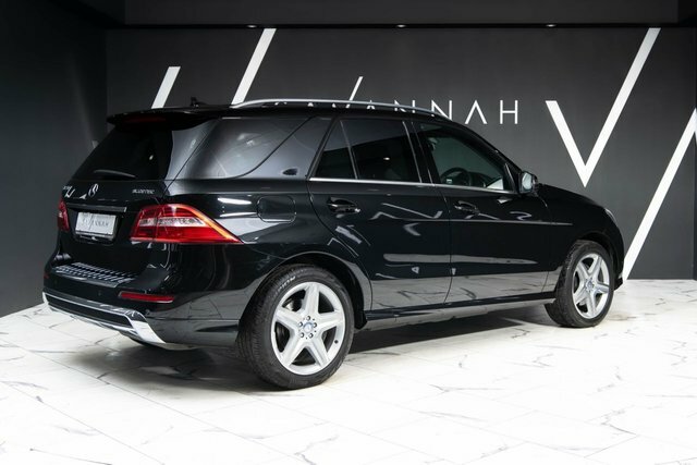 Mercedes-Benz M Class 2014 2.1 Ml250 Bluetec Amg Line Suv G-t Black #6