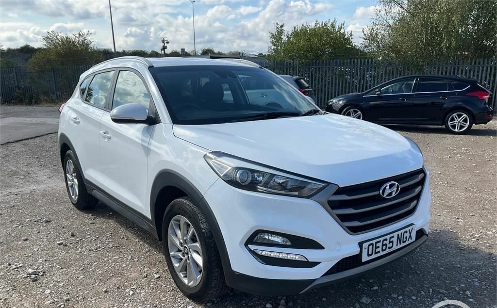 Hyundai Tucson 2.0 Crdi Blue Drive Se Nav 2Wd White