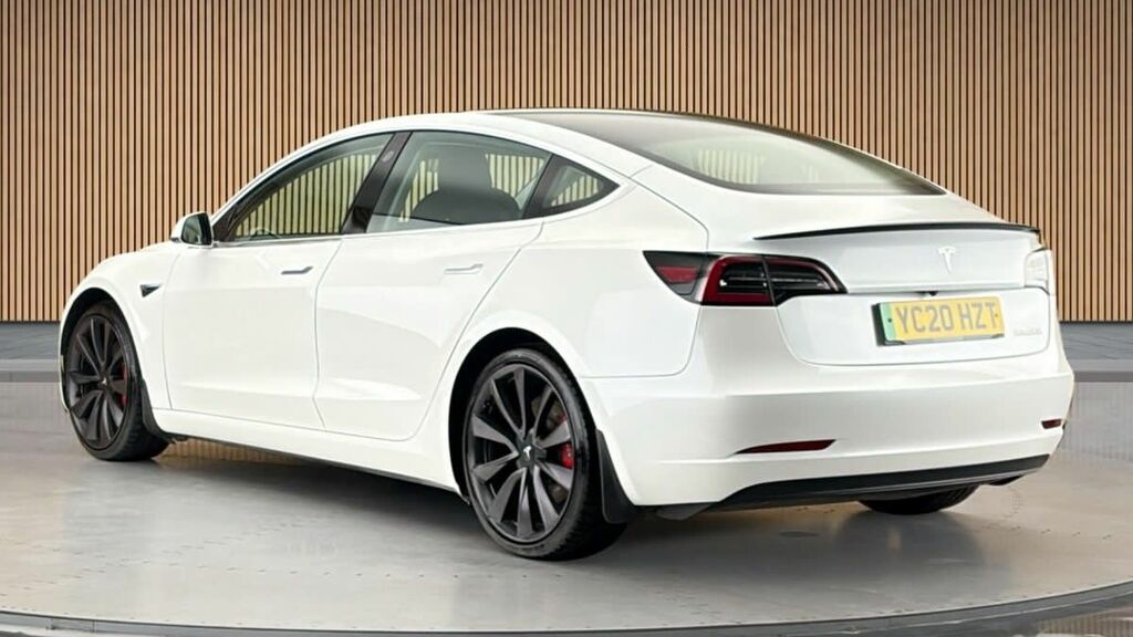 Tesla Model 3 Dual Motor Performance Saloon YC20HZT White #2