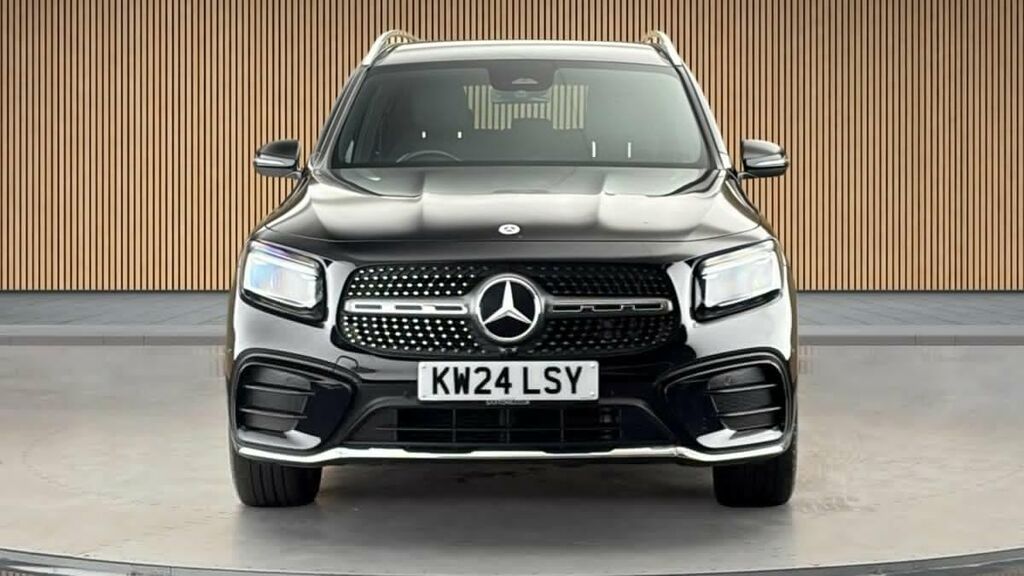 Mercedes-Benz GLB Class 2.0 Glb220d Amg Line Executive Suv 8G  #3