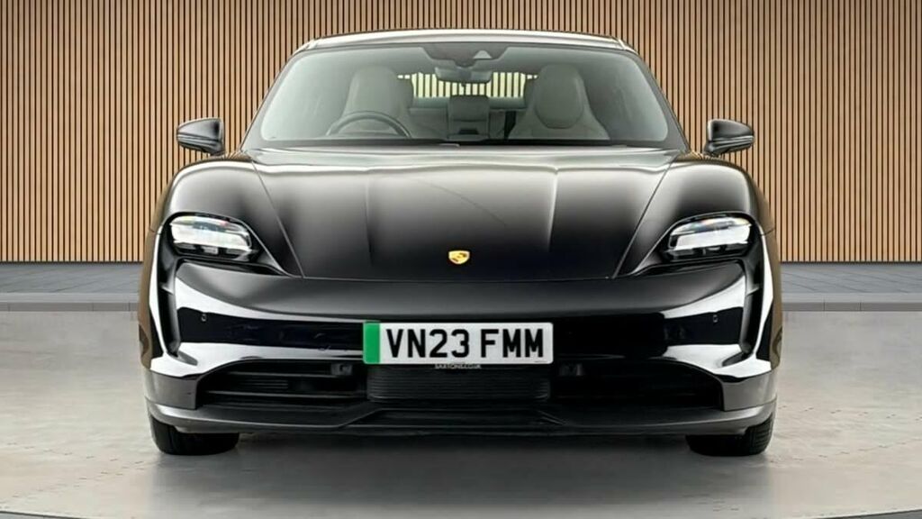 Porsche Taycan Performance Plus 93.4Kwh 4S Saloon Au  #3