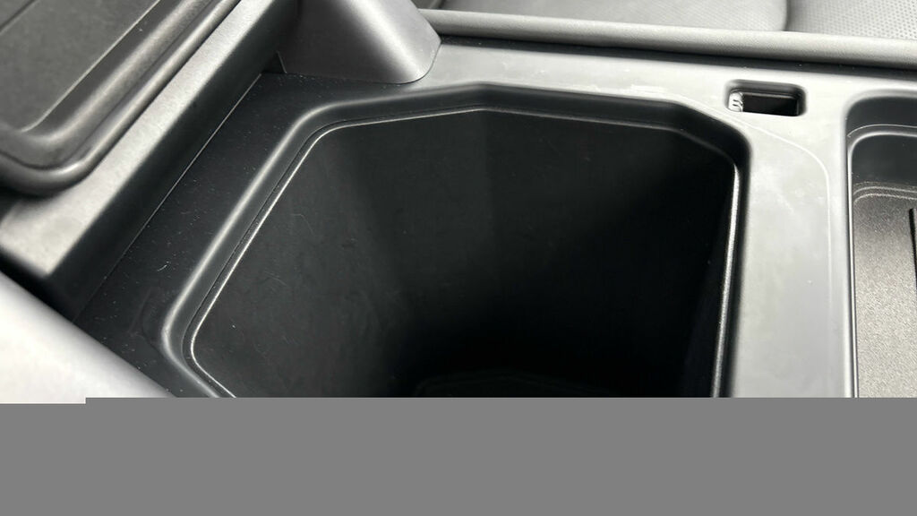 Land Rover Defender 90 3.0 D250 Hard Top X-dynamic Hse Black #28
