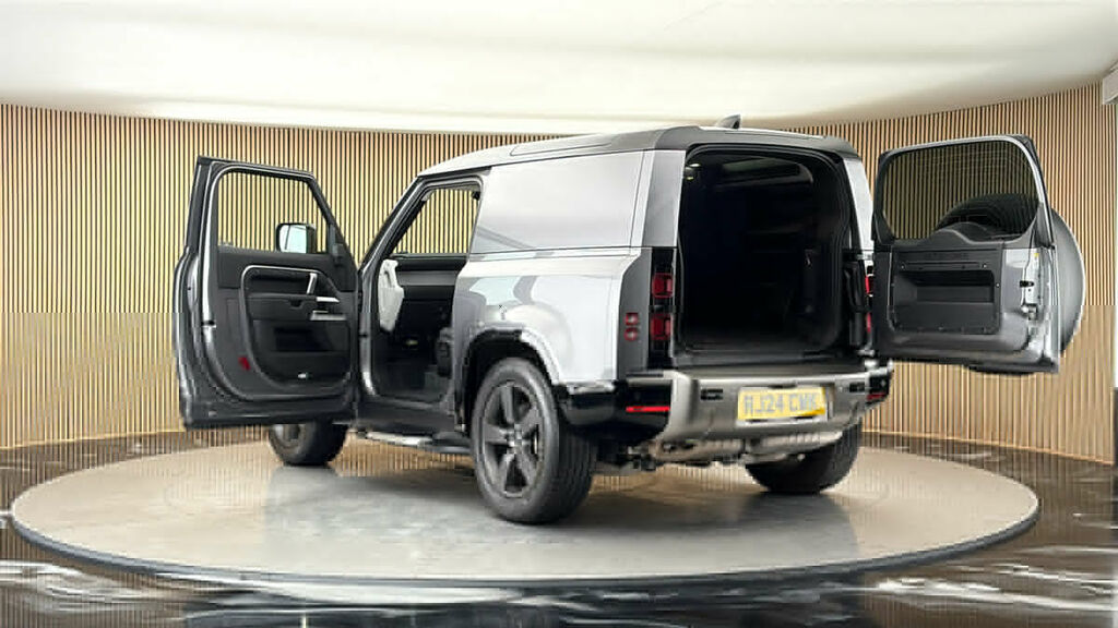 Land Rover Defender 90 3.0 D250 Hard Top X-dynamic Hse Black #22