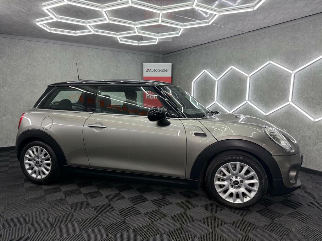 Mini Hatch 1.5 Cooper - Dealer Demo 1 Private Owner White #7
