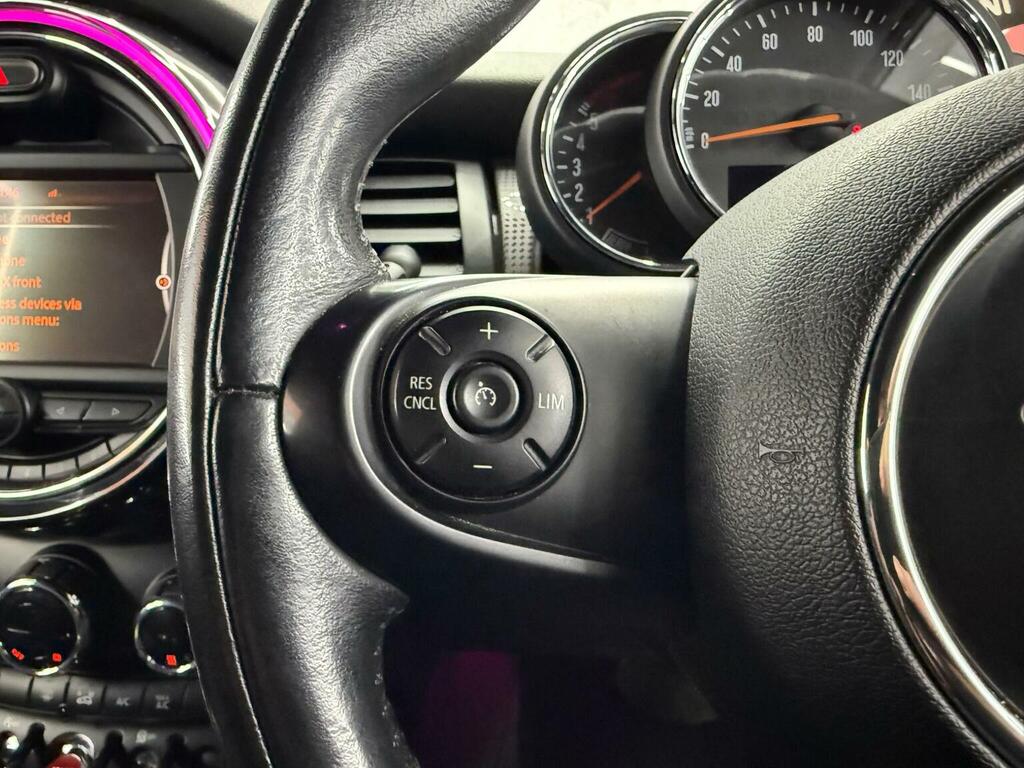 Mini Hatch 1.5 Cooper - Dealer Demo 1 Private Owner White #27